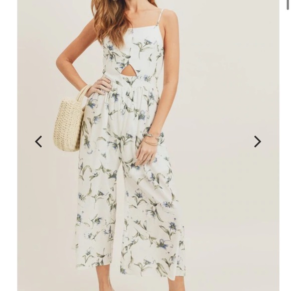 Altar'd State Pants - Altar’d State cut out wide leg jumpsuit M